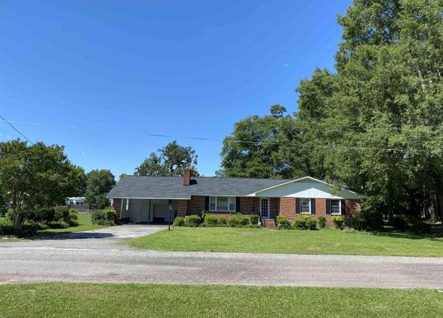 Property at 4155 Pinewood Dr, Mullins, SC 29574, 3 beds, 2 baths