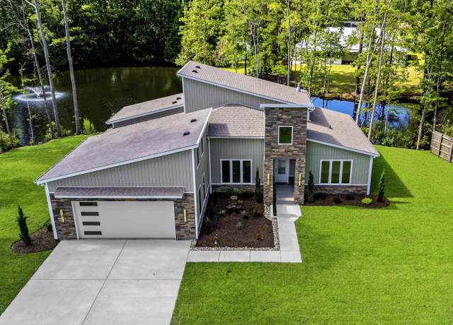 Property at 1028 Colette Ct, Conway, SC 29526, 3 beds, 2 baths