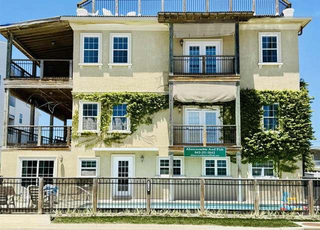 Property at 3709 N Ocean Blvd, North Myrtle Beach, SC 29582, 8 beds, 10.5 baths