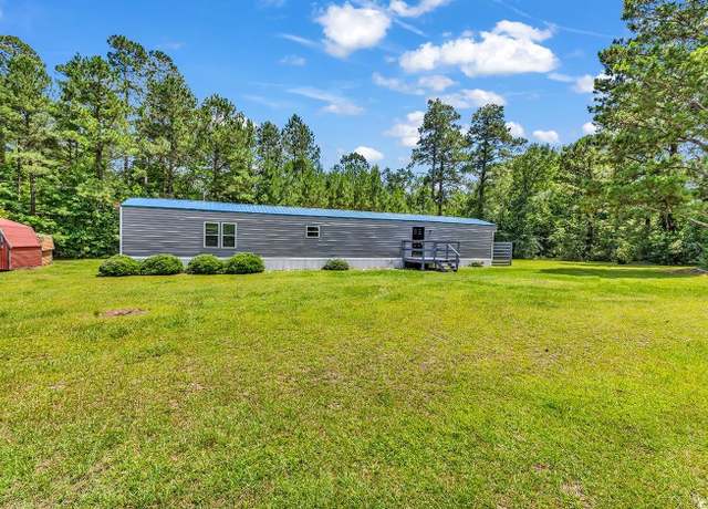 Property at 3113 Clemmons Rd, Loris, SC 29569, 2 beds, 2 baths