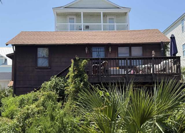 Property at 205 29th Ave N, North Myrtle Beach, SC 29582, 4 beds, 2.5 baths