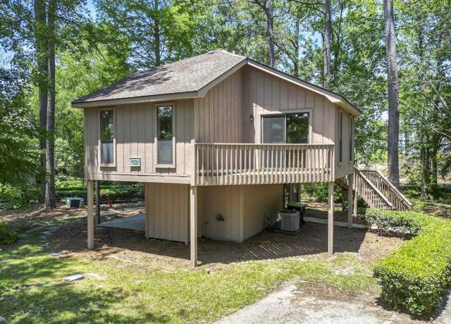 Property at 752 Tall Oaks Ct, Myrtle Beach, SC 29588, 3 beds, 2.5 baths