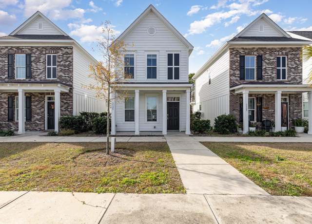 Property at 3525 Bristol Ln, Myrtle Beach, SC 29577, 2 beds, 2.5 baths