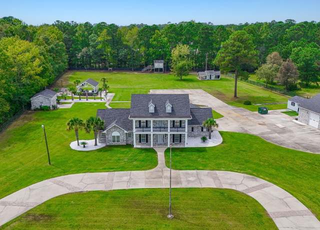 Property at 6125 R C Sarvis Ln, Myrtle Beach, SC 29588, 5 beds, 5 baths