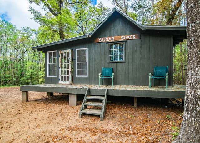 Property at 70 Izard Pl, Georgetown, SC 29440, 4 beds, 2 baths