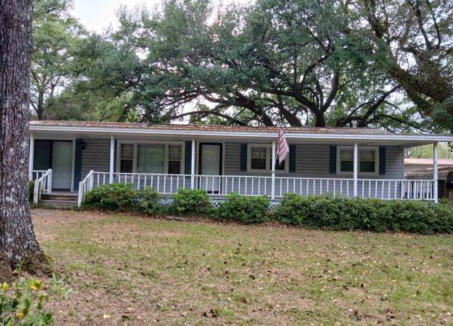 Property at 721 French Collins Rd, Conway, SC 29526, 3 beds, 1 bath