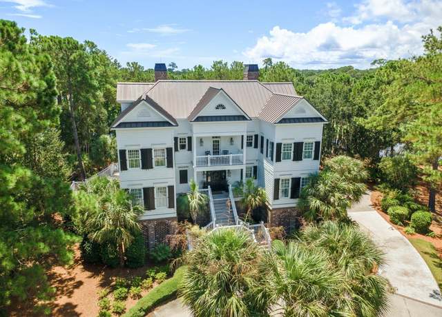 Property at 718 Collins Meadow Dr, Georgetown, SC 29440, 6 beds, 7.5 baths