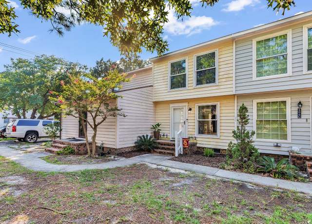 Property at 406 74th Ave N Unit B, Myrtle Beach, SC 29572, 2 beds, 1.5 baths