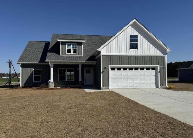 Property at 1353 White Oak Ln, Galivants Ferry, SC 29544, 4 beds, 3 baths