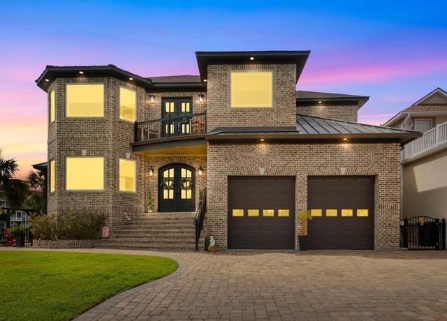 Property at 4801 Williams Island Dr, Little River, SC 29566, 3 beds, 3.5 baths
