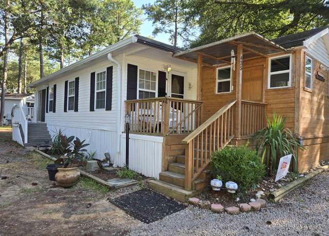 Property at 435 East Bank Dr, Garden City Beach, SC 29576, 2 beds, 1 bath