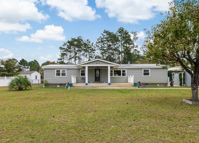 Property at 5313 Lakewood Dr, Shallotte, NC 28470, 3 beds, 2 baths