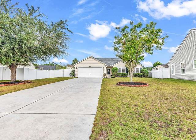 Property at 4008 Scarlet Oak Ct, Myrtle Beach, SC 29579, 3 beds, 2 baths