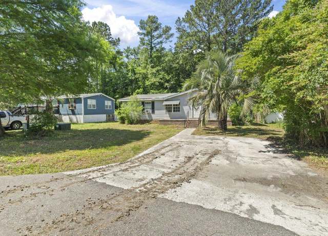Property at 718 Reef Rd, Myrtle Beach, SC 29588, 3 beds, 2 baths