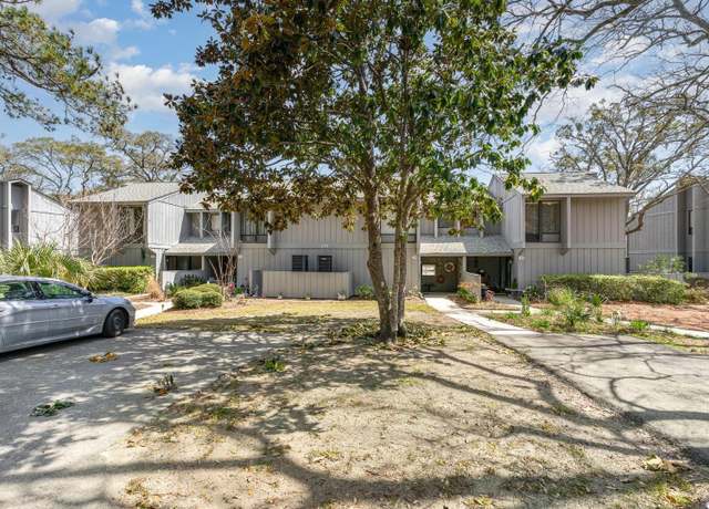 Property at 276 Salt Marsh Cir Unit 4D, Pawleys Island, SC 29585, 3 beds, 2.5 baths