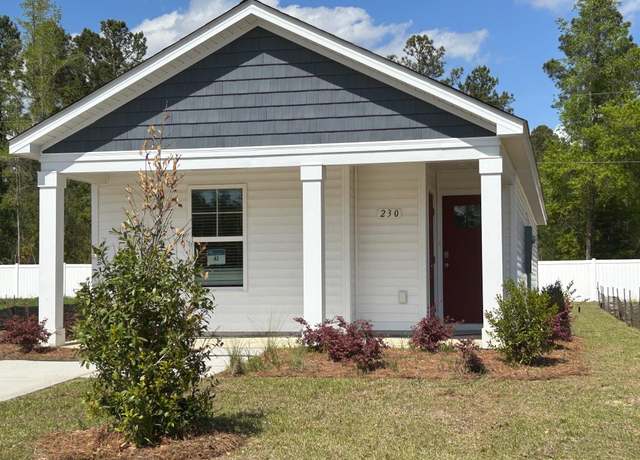 Property at 230 Ashworth Dr, Tabor City, NC 28463, 3 beds, 2 baths