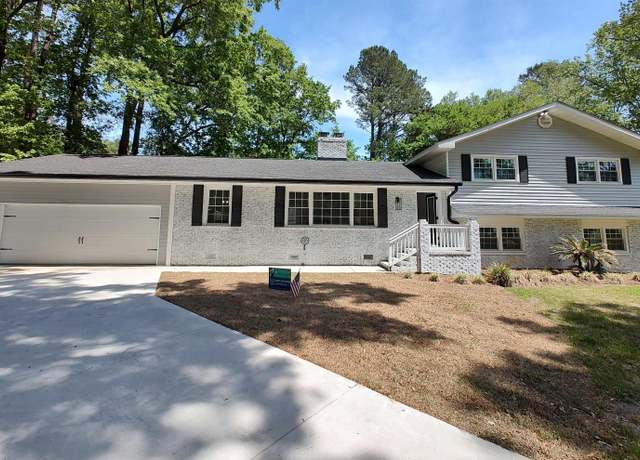 Property at 106 Governor Boone Ln, Georgetown, SC 29440, 4 beds, 2.5 baths