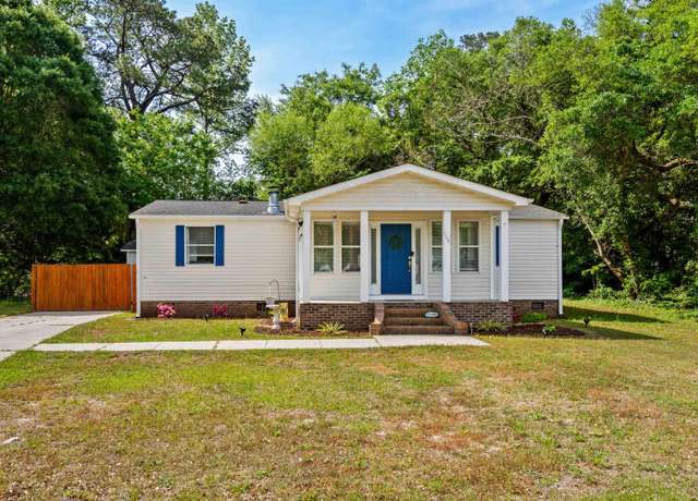 Property at 168 Saint Christopher Cir, Pawleys Island, SC 29585, 3 beds, 2 baths