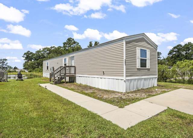 Property at 381 Hangar Ct, Myrtle Beach, SC 29577, 3 beds, 2 baths