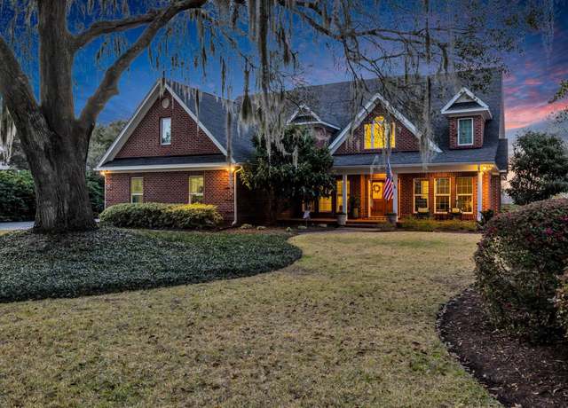 Property at 626 Heritage Dr, Pawleys Island, SC 29585, 3 beds, 2 baths