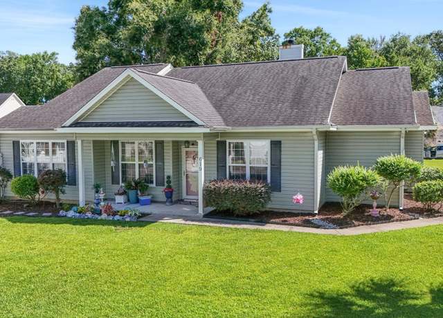Property at 619 Ridge Dr, Myrtle Beach, SC 29588, 3 beds, 2 baths