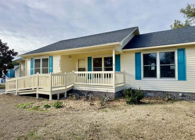 Property at 9404 Chicory Ln, Murrells Inlet, SC 29576, 2 beds, 2 baths