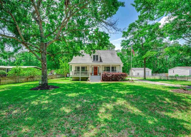 Property at 5113 Pee Dee Ln, Murrells Inlet, SC 29576, 4 beds, 3 baths