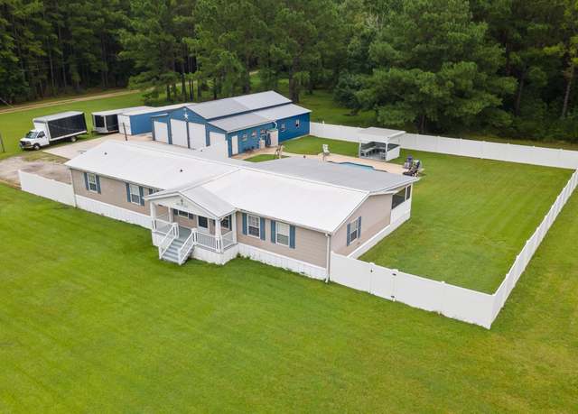 Property at 4474 Liberty Ln, Conway, SC 29527, 4 beds, 3 baths