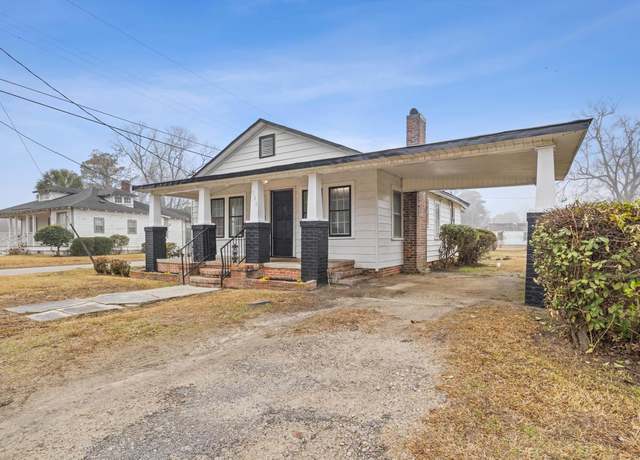 Property at 708 Bobby L. Davis Blvd, Marion, SC 29571, 3 beds, 2 baths