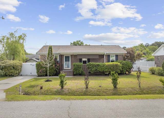Property at 706 Birch Ln, Conway, SC 29526, 3 beds, 1 bath
