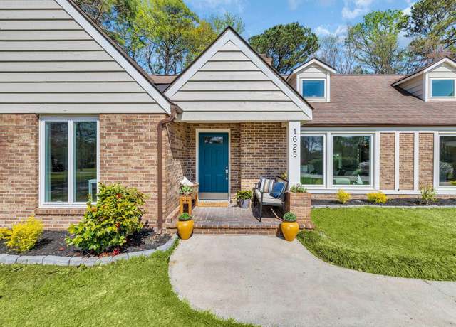Property at 1625 Deer Park Ln, Surfside Beach, SC 29575, 5 beds, 2.5 baths
