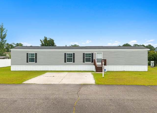 Property at 1050 Colonial Ln, Conway, SC 29526, 3 beds, 2 baths
