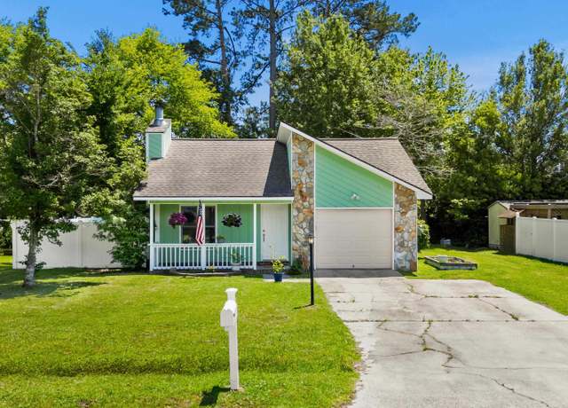Property at 202 Millstone Dr, Myrtle Beach, SC 29588, 3 beds, 2 baths