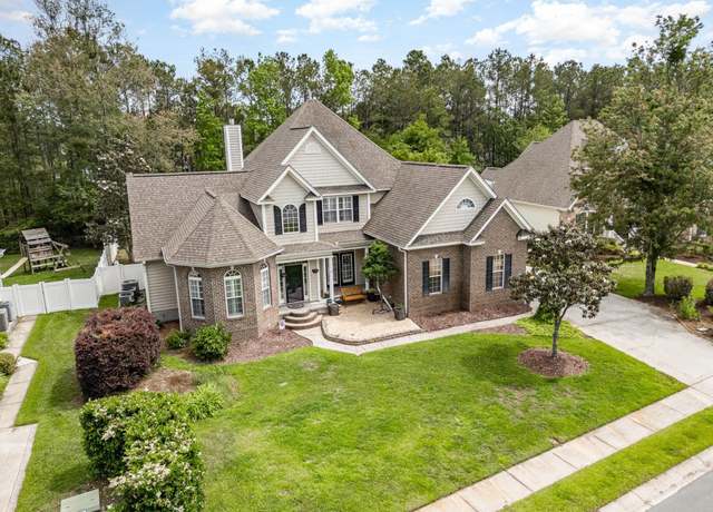 Property at 3564 Brampton Dr, Myrtle Beach, SC 29588, 5 beds, 3.5 baths