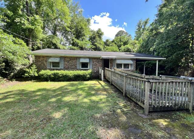 Property at 41 Harmon St, Hemingway, SC 29554, 3 beds, 1.5 baths