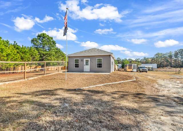 Property at 1744 Log Cabin Rd, Loris, SC 29569, 3 beds, 1 bath
