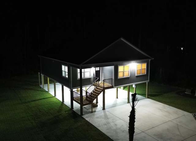 Property at 1045 Caines Landing Rd, Conway, SC 29526, 3 beds, 2 baths