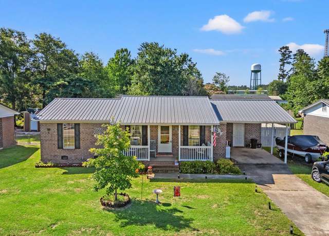 Property at 517 Cardinal Dr, Conway, SC 29526, 3 beds, 1.5 baths