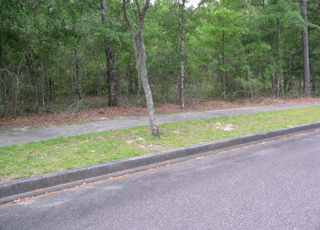 Property at 69 Madison Dr, Georgetown, SC 29440