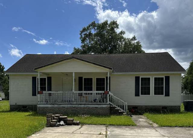 Property at 2432 Farmwood Cir, Conway, SC 29527, 3 beds, 2 baths