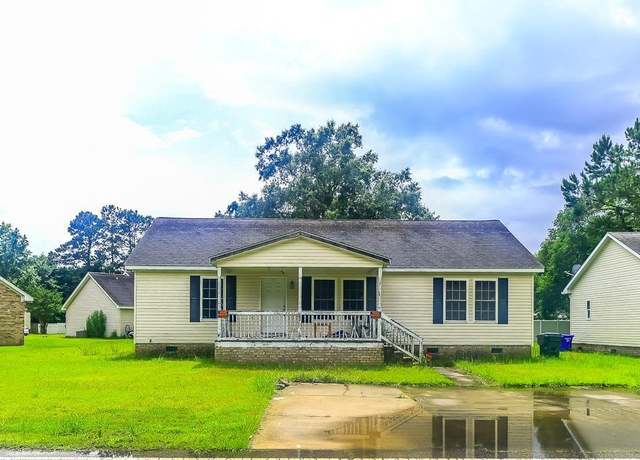 Property at 2432 Farmwood Cir, Conway, SC 29527, 3 beds, 2 baths