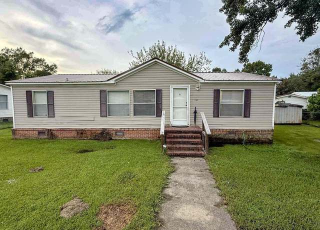 Property at 119 Ranchette Cir, Myrtle Beach, SC 29588, 3 beds, 2 baths