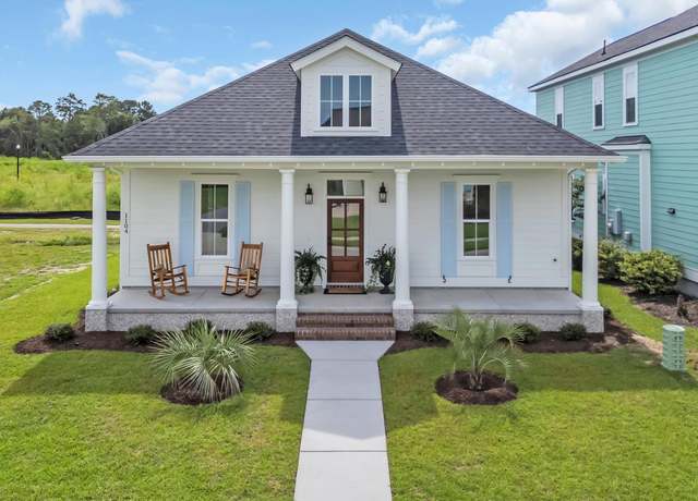 Property at 1104 Tarpon Pond Rd, North Myrtle Beach, SC 29582, 3 beds, 3 baths