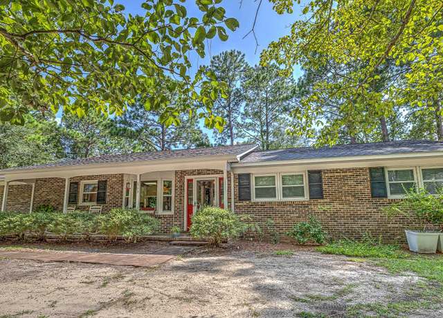 Property at 263 Arcadia Dr, Pawleys Island, SC 29585, 3 beds, 2 baths
