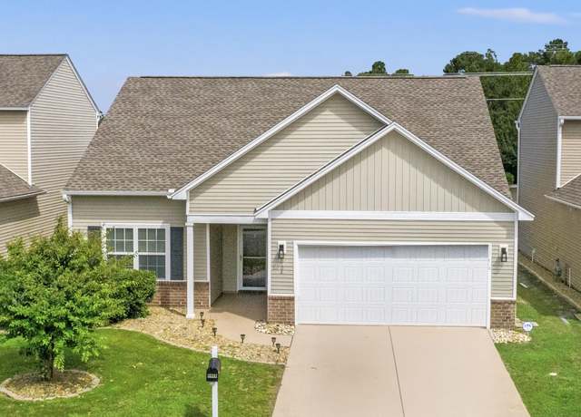 Property at 5104 Weatherwood Dr, North Myrtle Beach, SC 29582, 3 beds, 2 baths