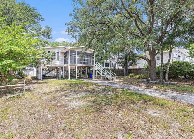 Property at 910 N Dogwood Dr, Surfside Beach, SC 29575, 3 beds, 1 bath