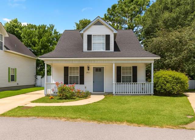 Property at 1676 Citadel Ln, Myrtle Beach, SC 29577, 3 beds, 2 baths