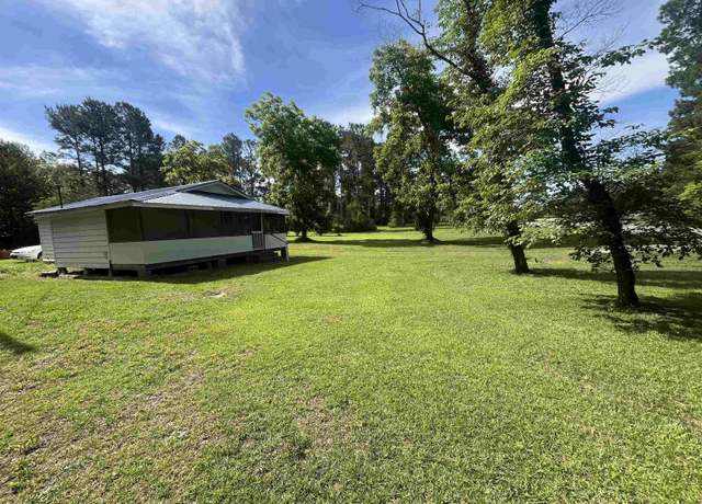 Property at 1451 Cane Branch Rd, Loris, SC 29569, 2 beds, 1 bath