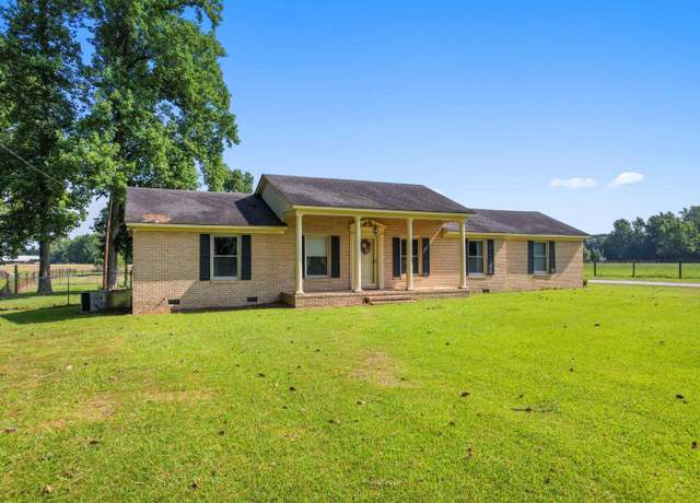 Property at 3101 Willow Creek Rd, Florence, SC 29505, 3 beds, 2 baths