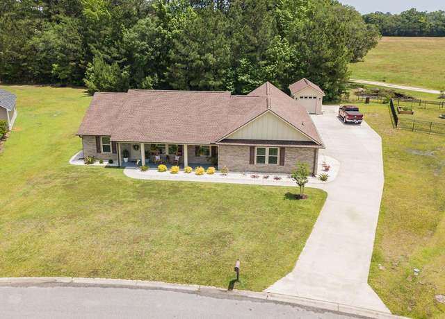 Property at 193 Windsor Gardens Field Loop Rd, Georgetown, SC 29440, 3 beds, 2 baths